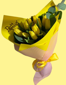 Arreglo de 10 exclusivos tulipanes - Pattys Flores y Regalos