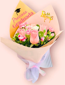 Ramo de rosas y clavelines