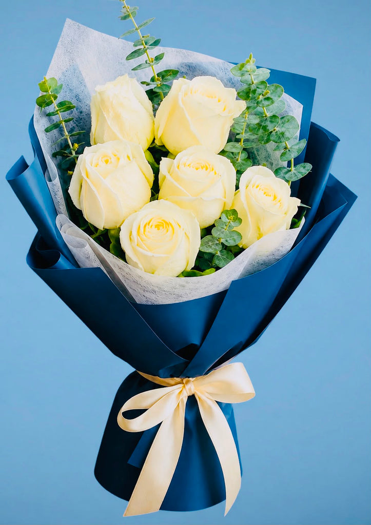 Ramo con 6 Rosas Blancas