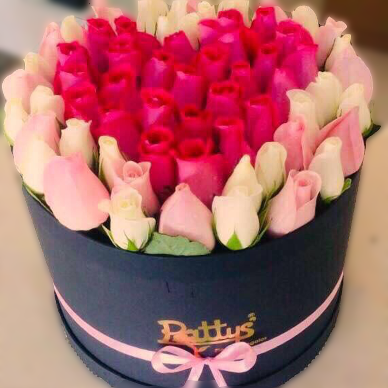 Elegante Flowers box corazón - Pattys Flores y Regalos